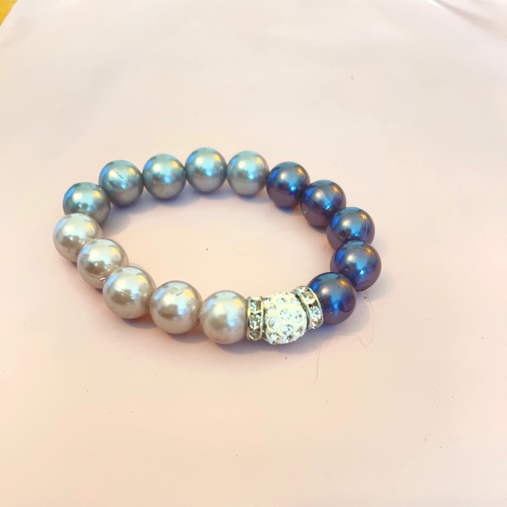 🌈Black and White Bracelet